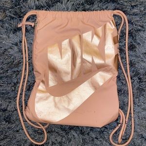 Nike Rose-Gold Training Drawstring Bag